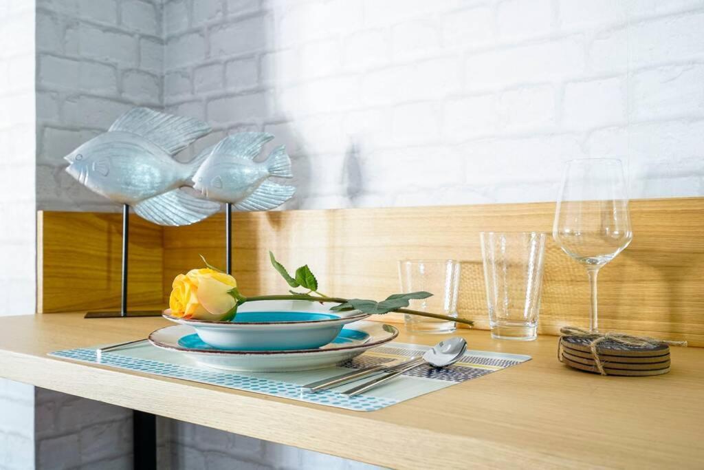 Lovely And Chic Apartment In The Heart Of Севиля Екстериор снимка
